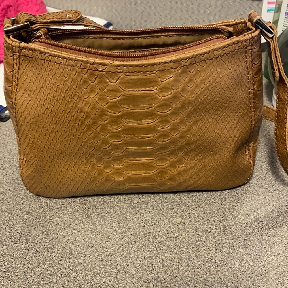 Liz Claiborne tan leather bag